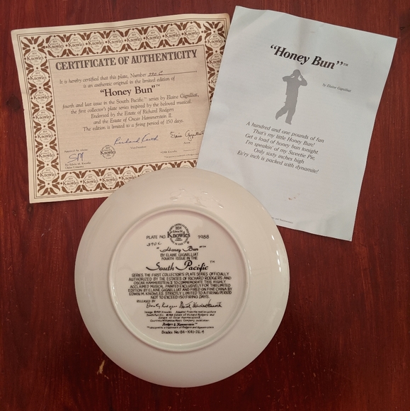 SOUTH PACIFIC COLLECTORS PLATES Set of 3 - Picture 4 of 6